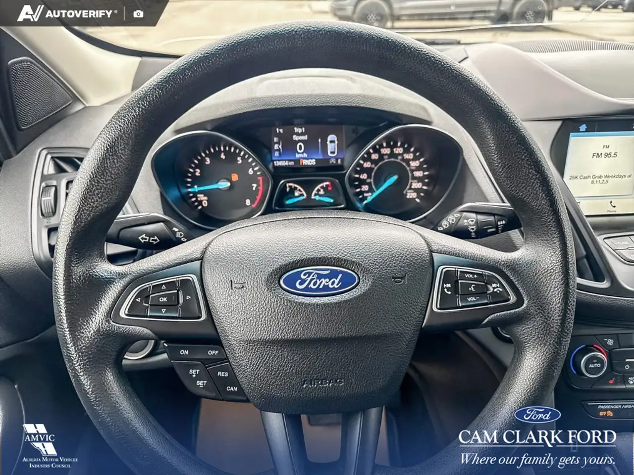 Ford Escape снимка Ford Escape