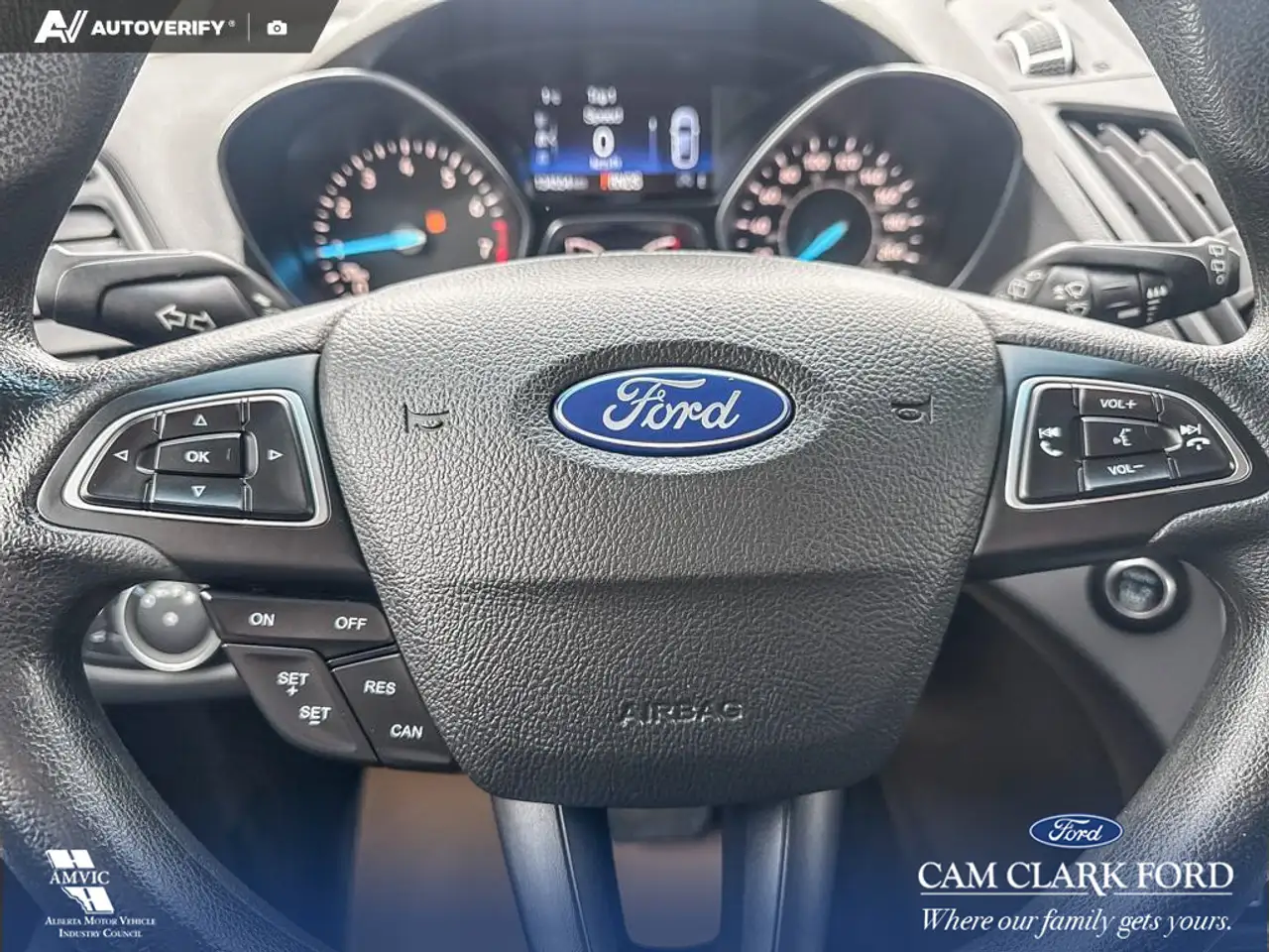 Ford Escape снимка Ford Escape