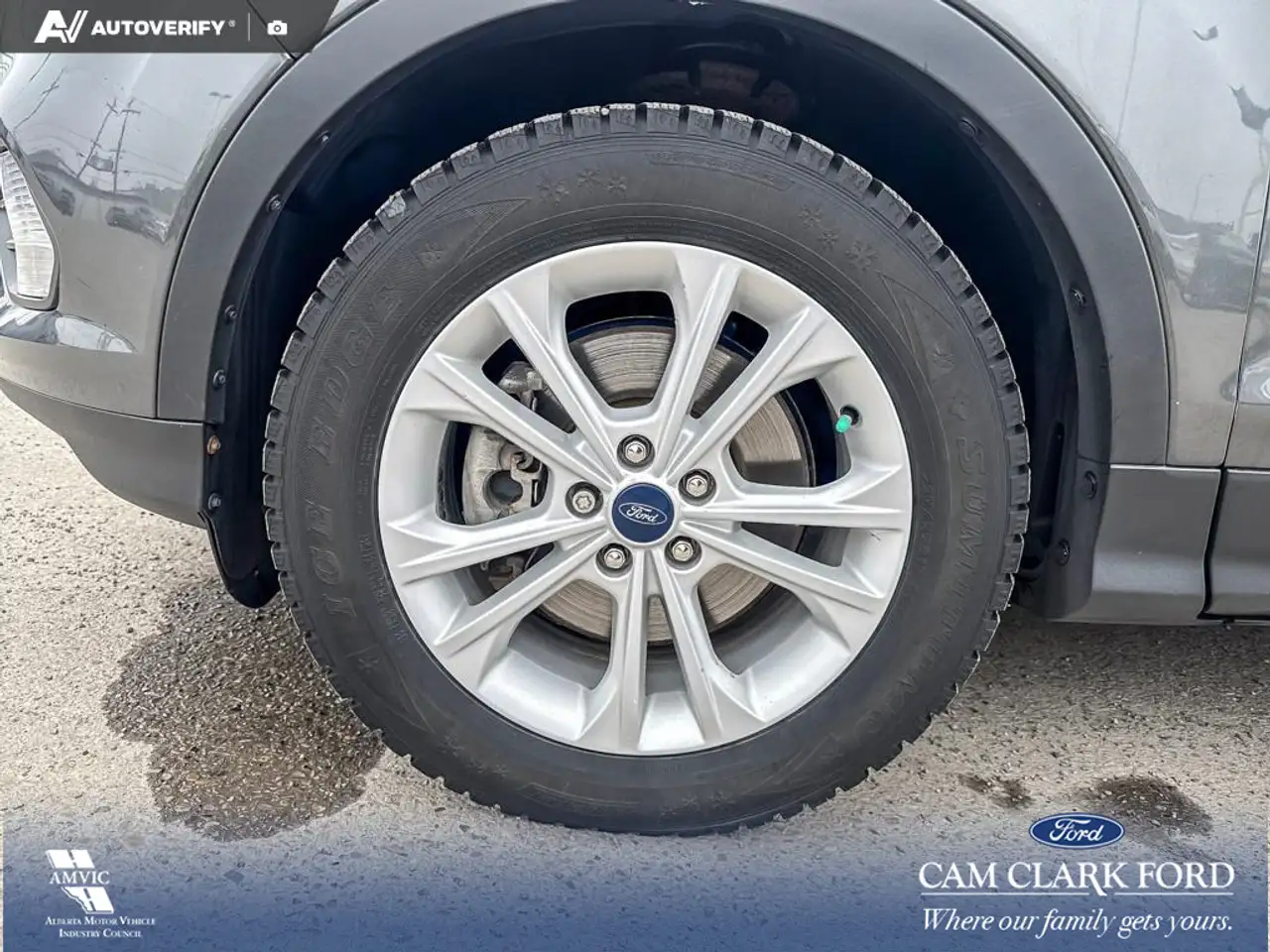 Ford Escape снимка Ford Escape