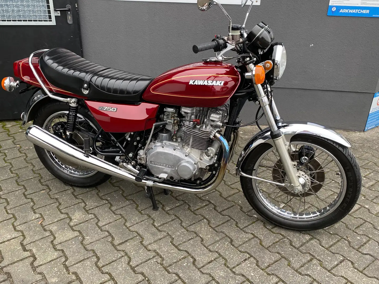 Kawasaki Z 750 B1 Kırmızı - 1