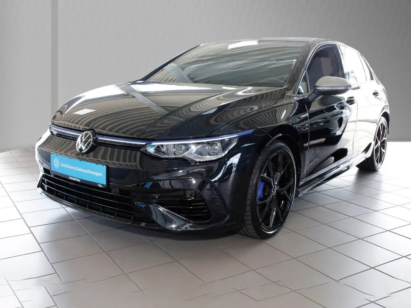 Volkswagen Golf VIII R 2.0 TSI 4M DSG 19" Navi+VC APP ACC RFK+P... Schwarz - 2