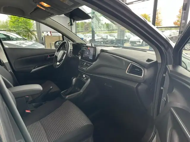 Suzuki SX4 S-Cross view 14