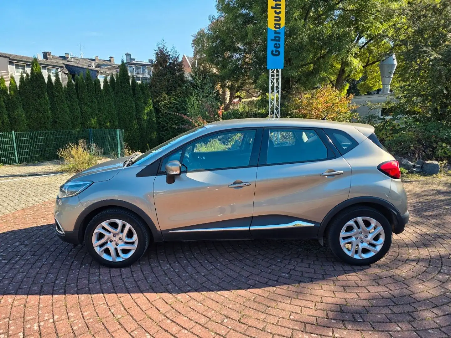 Renault Captur Luxe TCe 90 Beige - 2