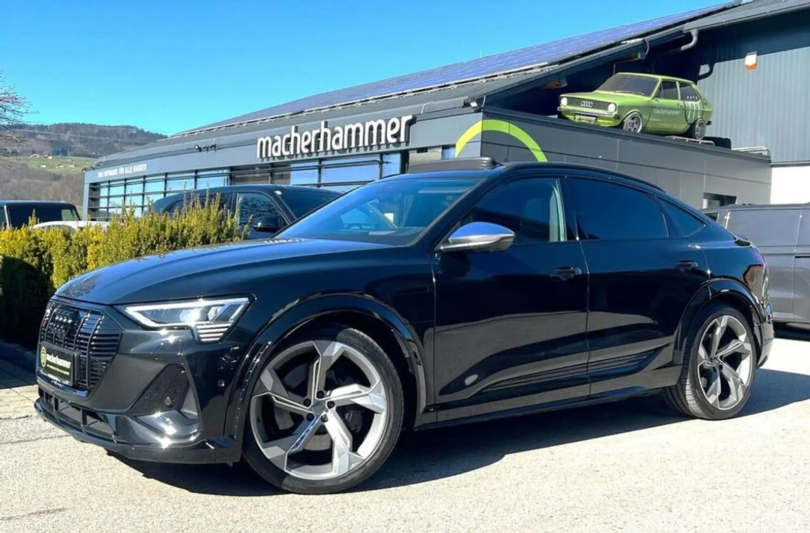 Audi e-tron S SB*PANO*ACC*MATRIX*B&O*KEY*MEMO*NACHT*22' Schwarz - 1