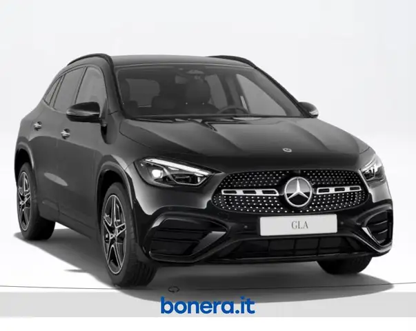 Mercedes-Benz Gla view 2