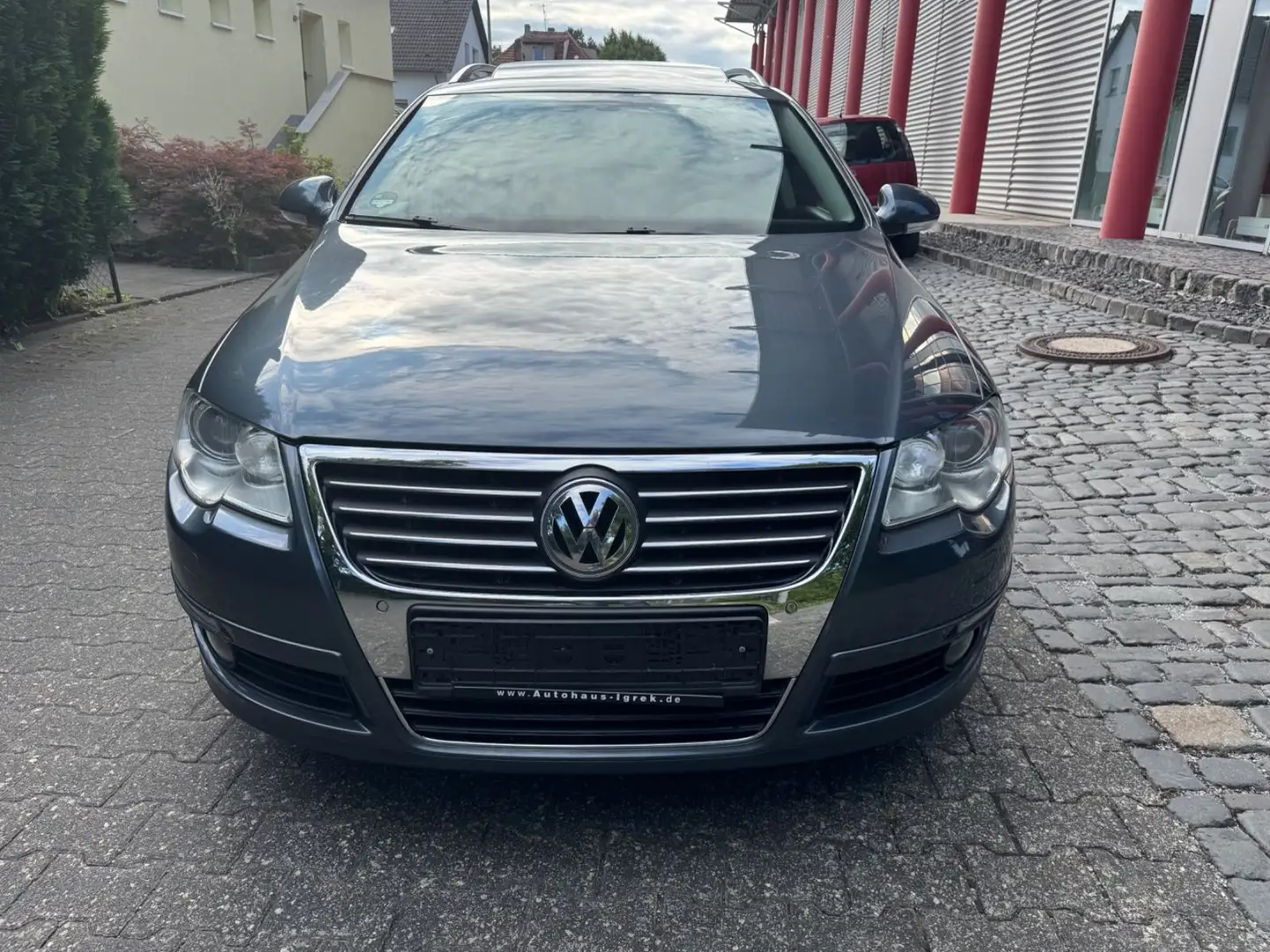 Volkswagen Passat Variant Sportline Grau - 2