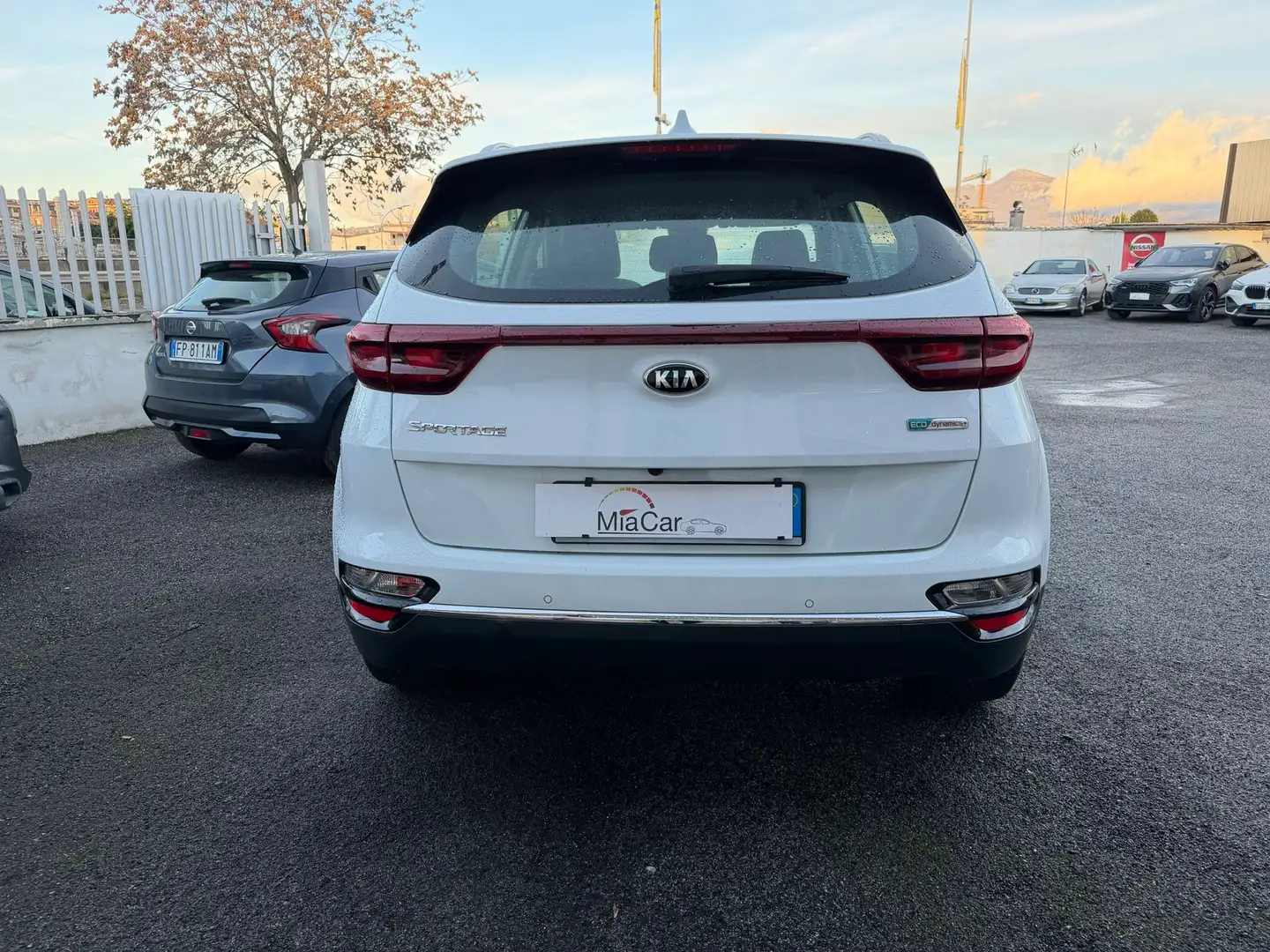 Kia Sportage 1.6 crdi mhev Business Class 2wd 136cv dct7 Blanc - 2