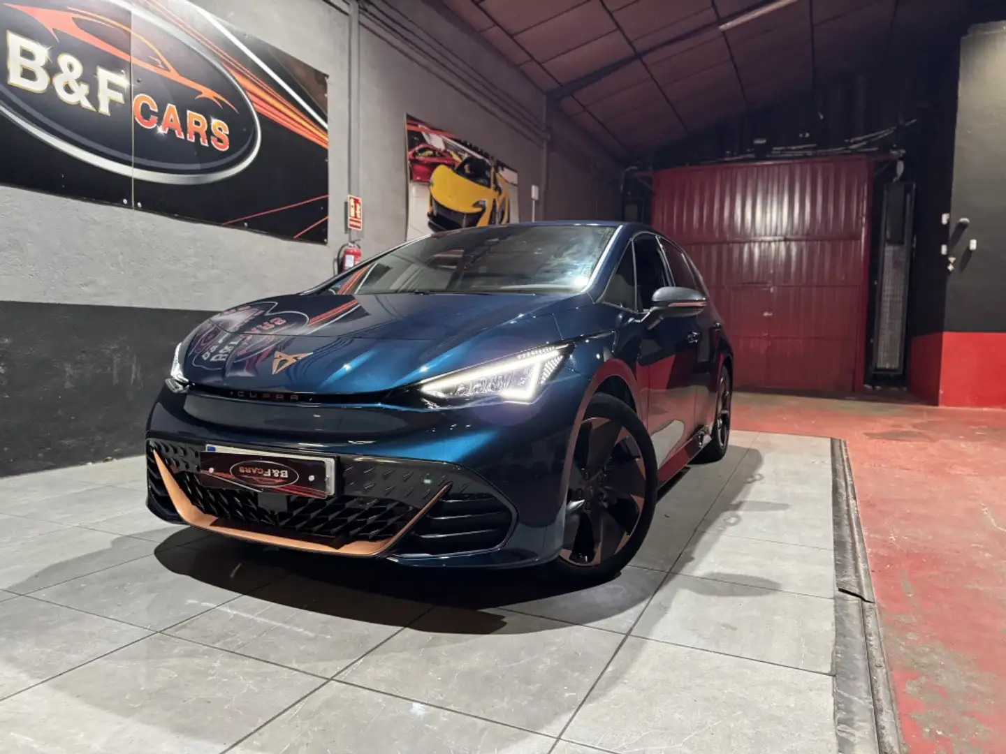 CUPRA Born e-Boost Pack 170kW 59kwh Azul - 2