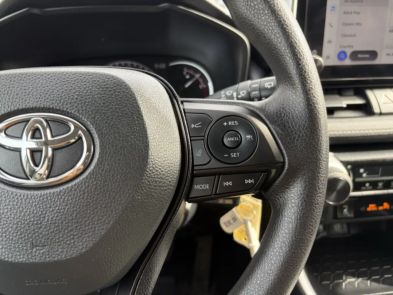 Toyota RAV 4 photo Toyota RAV 4