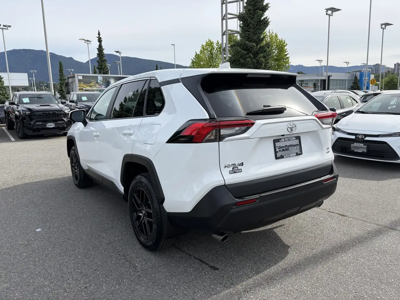 Toyota RAV 4 photo Toyota RAV 4
