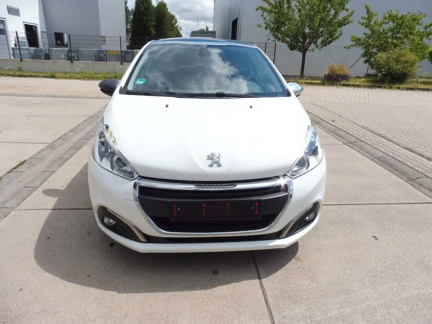 Peugeot 208 1.6 Style BlueHDi 100  3-türig Euro 6 W Blanco - 2