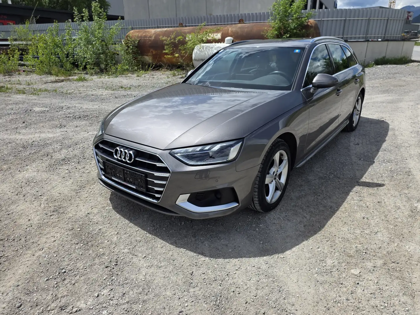 Audi A4 Avant 35 TFSI advanced S-tronic - 1