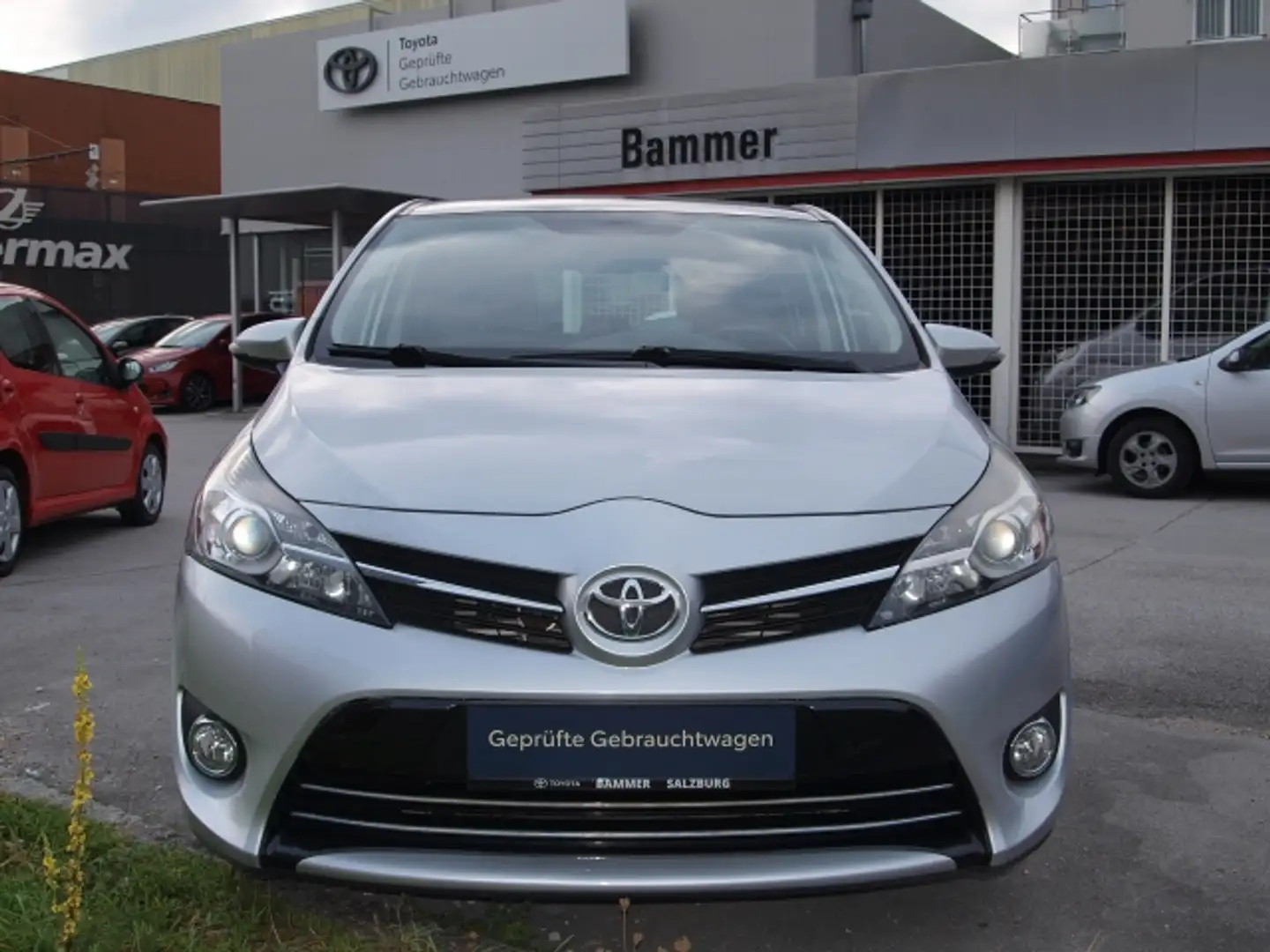 Toyota Verso Verso 1,6 D-4D Active Silber - 2