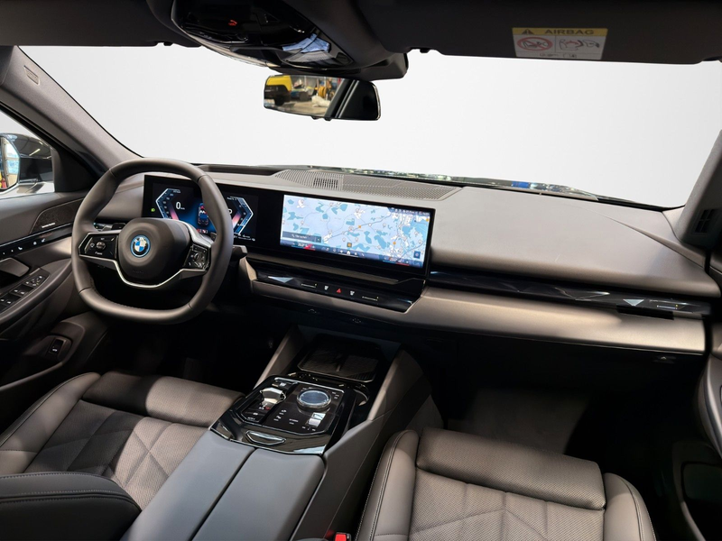 BMW 550 xe lim ACC 360° H/K KZU Memory HUD DrAss.Prof — photo 12