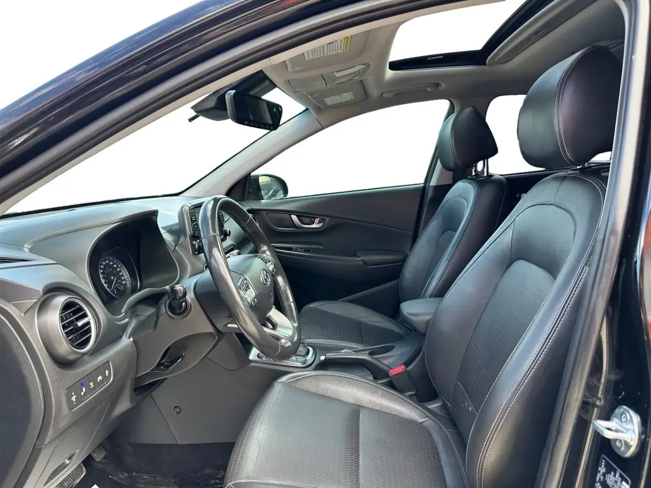 Hyundai KONA photo Hyundai KONA
