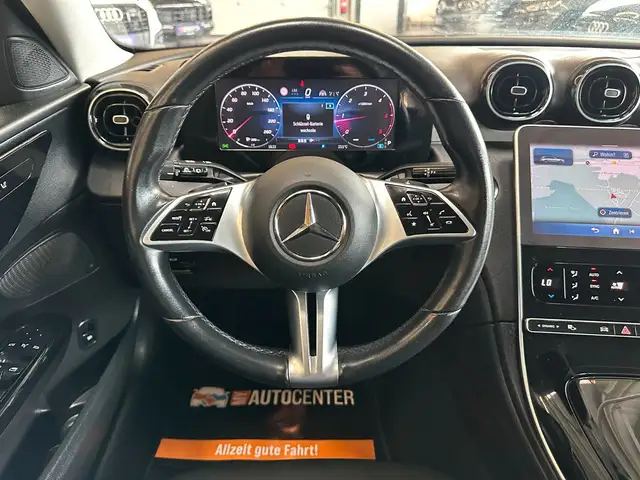 Mercedes-Benz C view 7