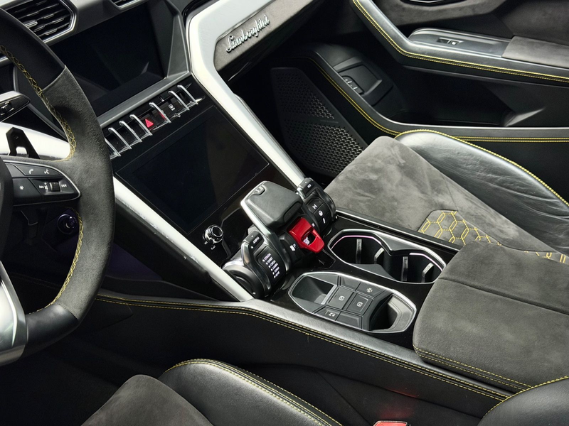 Lamborghini Urus HuD B&O PANO 23"  ANIMA 360 ACC — photo 7