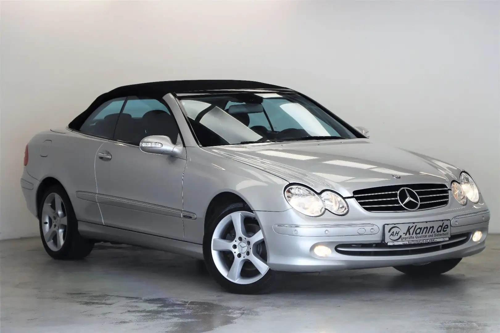 Mercedes-Benz CLK 200 163PS Kompressor Avantgarde Cabrio PDC Argintiu - 1