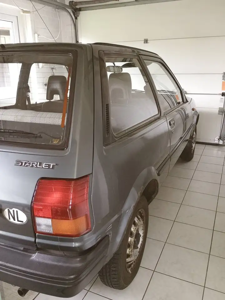 Toyota Starlet 1.0 DX 3DRS, foto 7