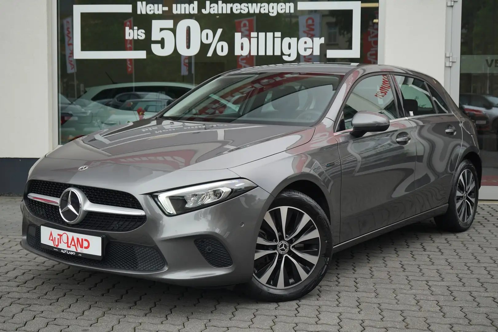 Mercedes-Benz A 250 A250 e LED Kamera DAB Sitzheizung Tempomat Navi Argent - 2