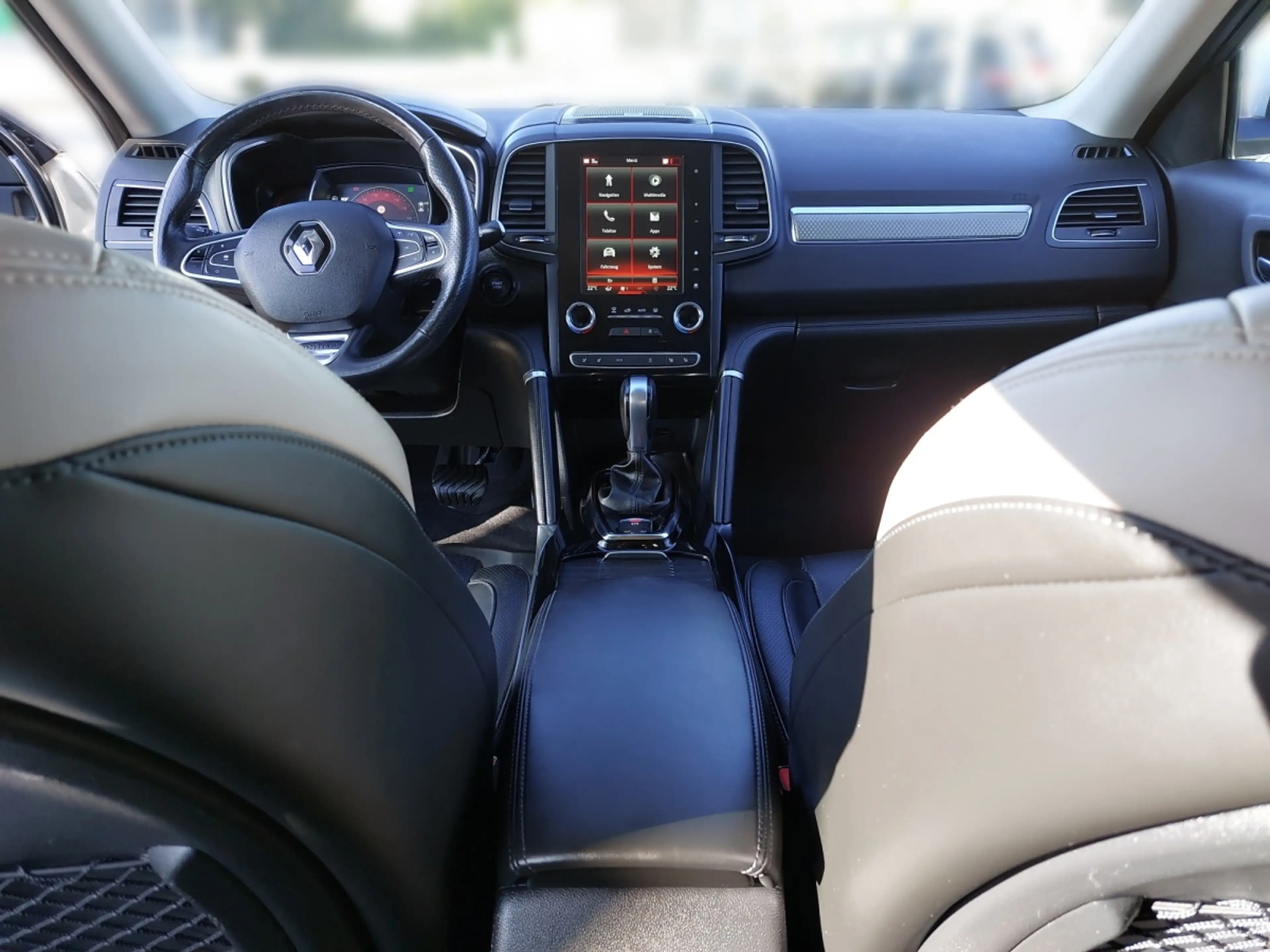 Renault Koleos dCi 175 4WD Initiale X-Tronic Aut. — photo 4