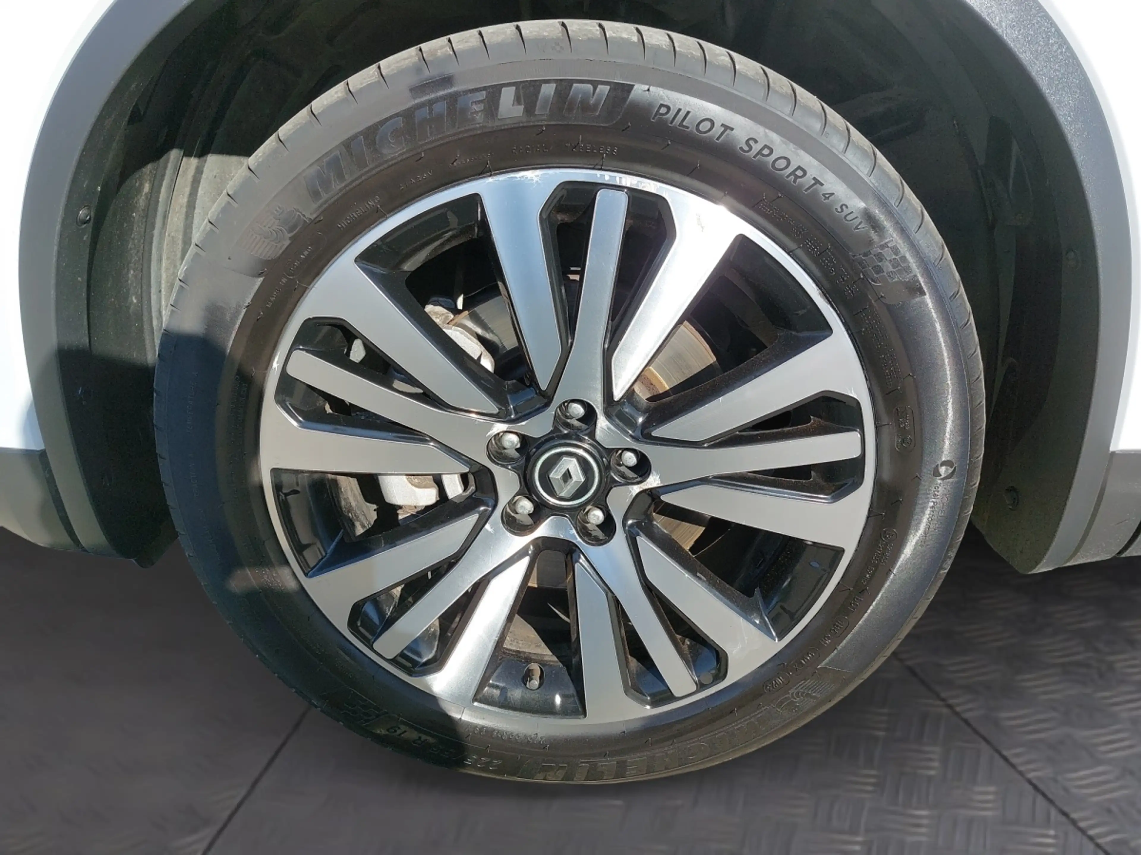Renault Koleos dCi 175 4WD Initiale X-Tronic Aut. — photo 14