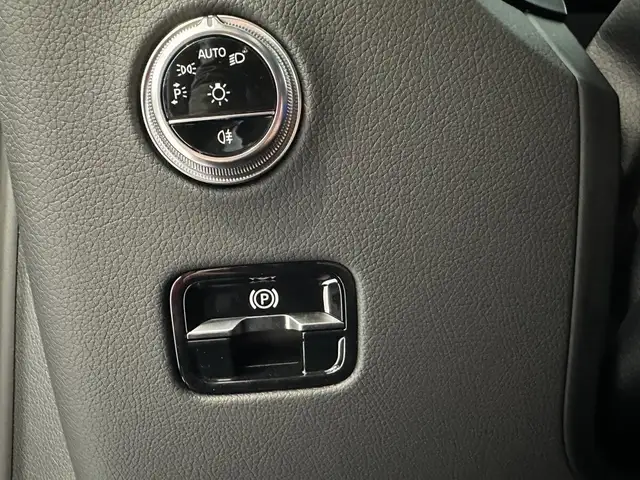 Mercedes-Benz GLC 300 de 4Matic Coupe AMG LINE Ansicht 28