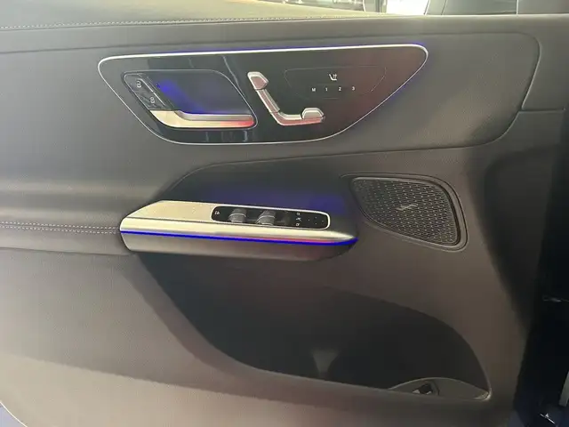 Mercedes-Benz GLC 300 de 4Matic Coupe AMG LINE Ansicht 29