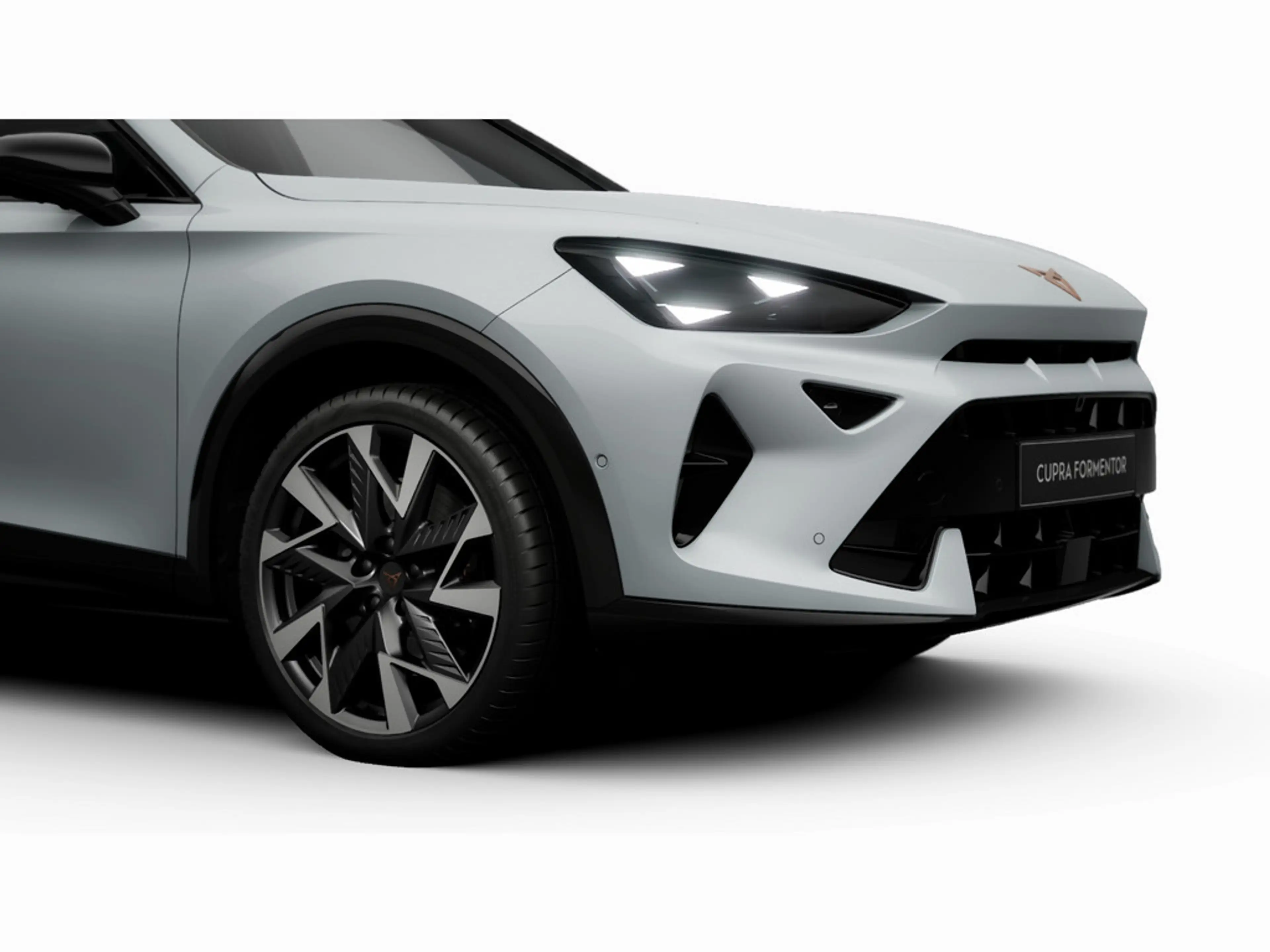 CUPRA Formentor VZ e-Hybrid MATRIX PANO AHK DCC KAM — photo 5