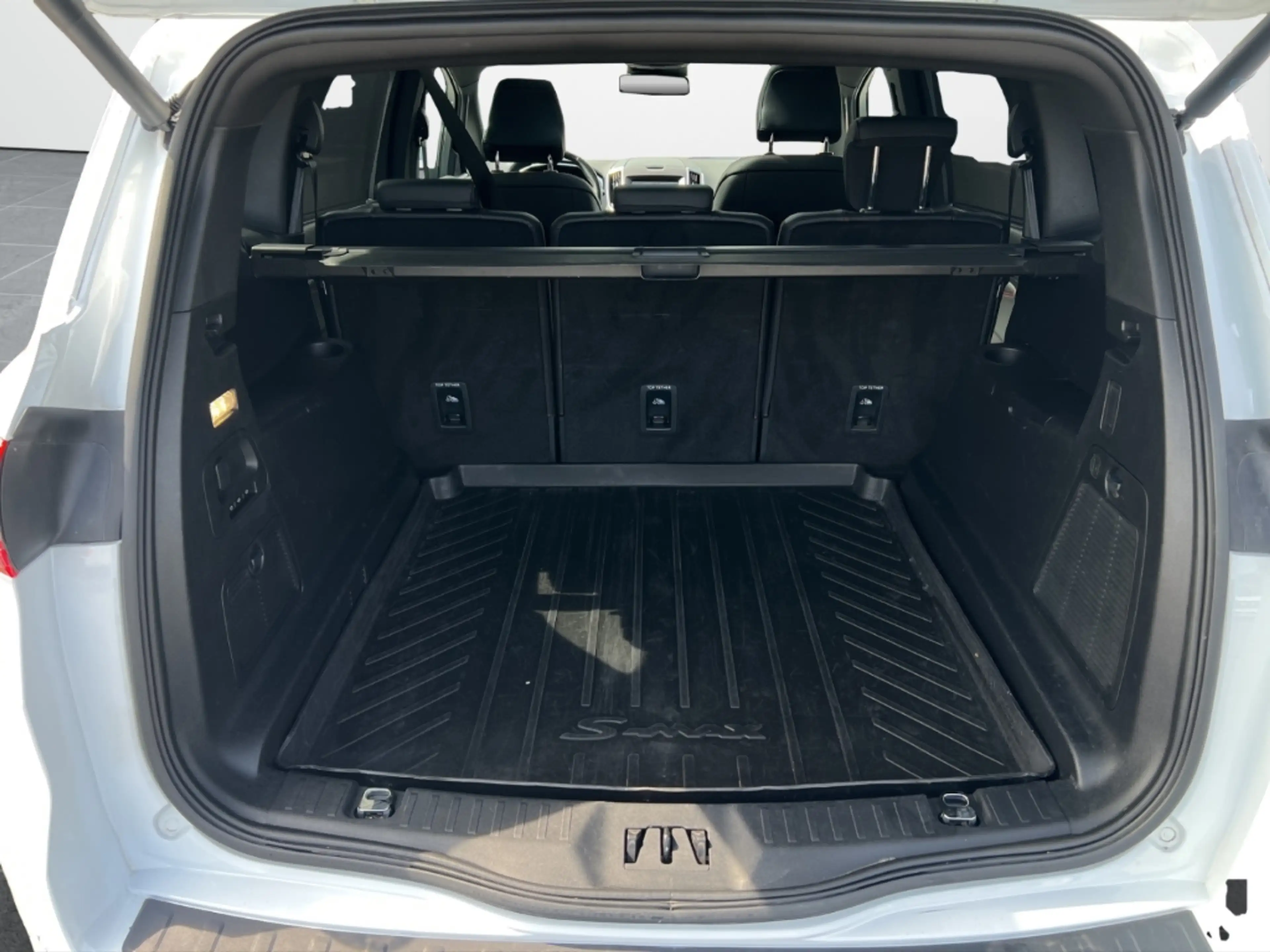 Ford S-Max Hybrid ST-Line/SitzHZ/Panoramadach — photo 13