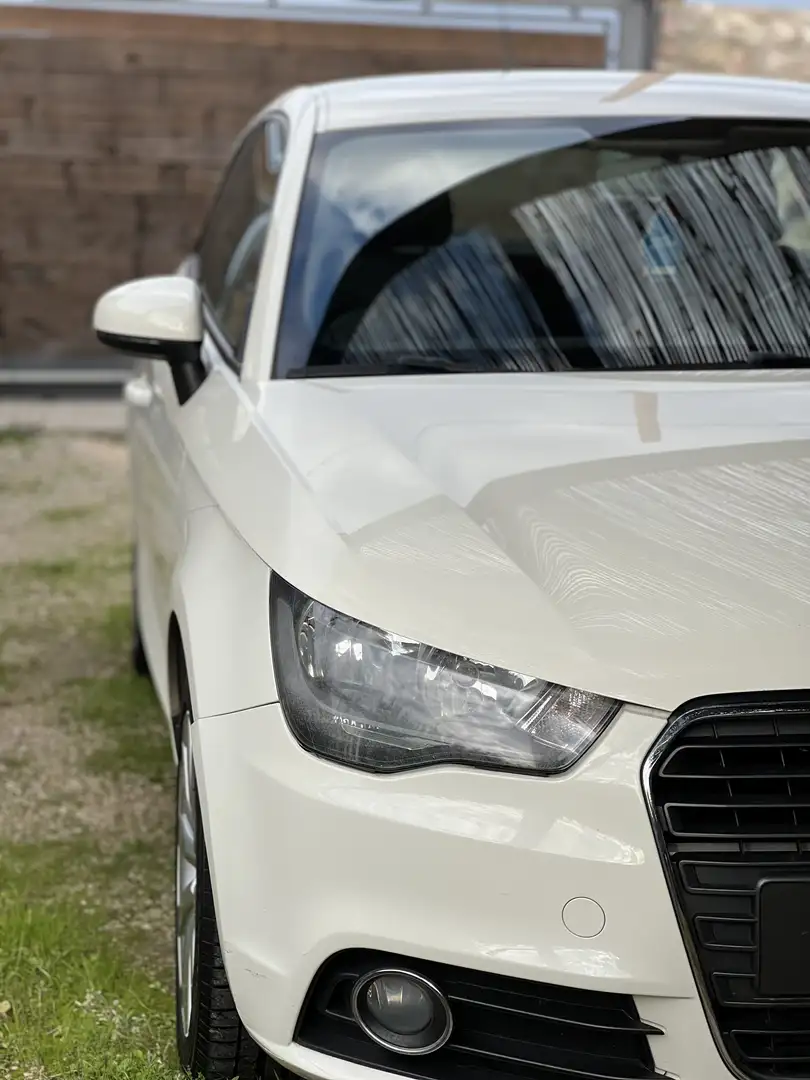 Audi A1 1.6 tdi Ambition 105cv - 2