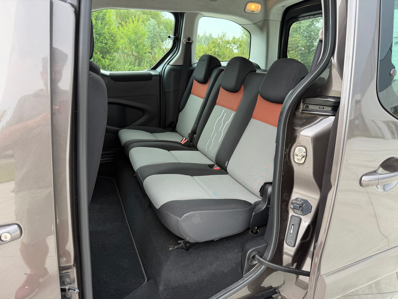 Peugeot Partner Partner 1.6 HDi TEPEE — photo 9