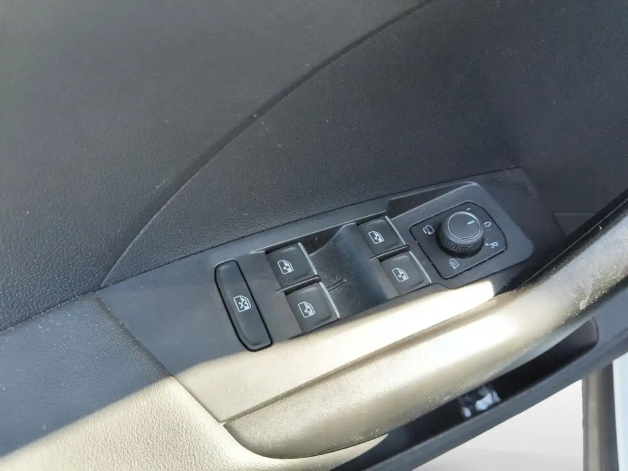 Volkswagen T-Cross 1.0TSI Active+LED+NAVI+AHK+KAMERA+TEMPO, миниатюра 19