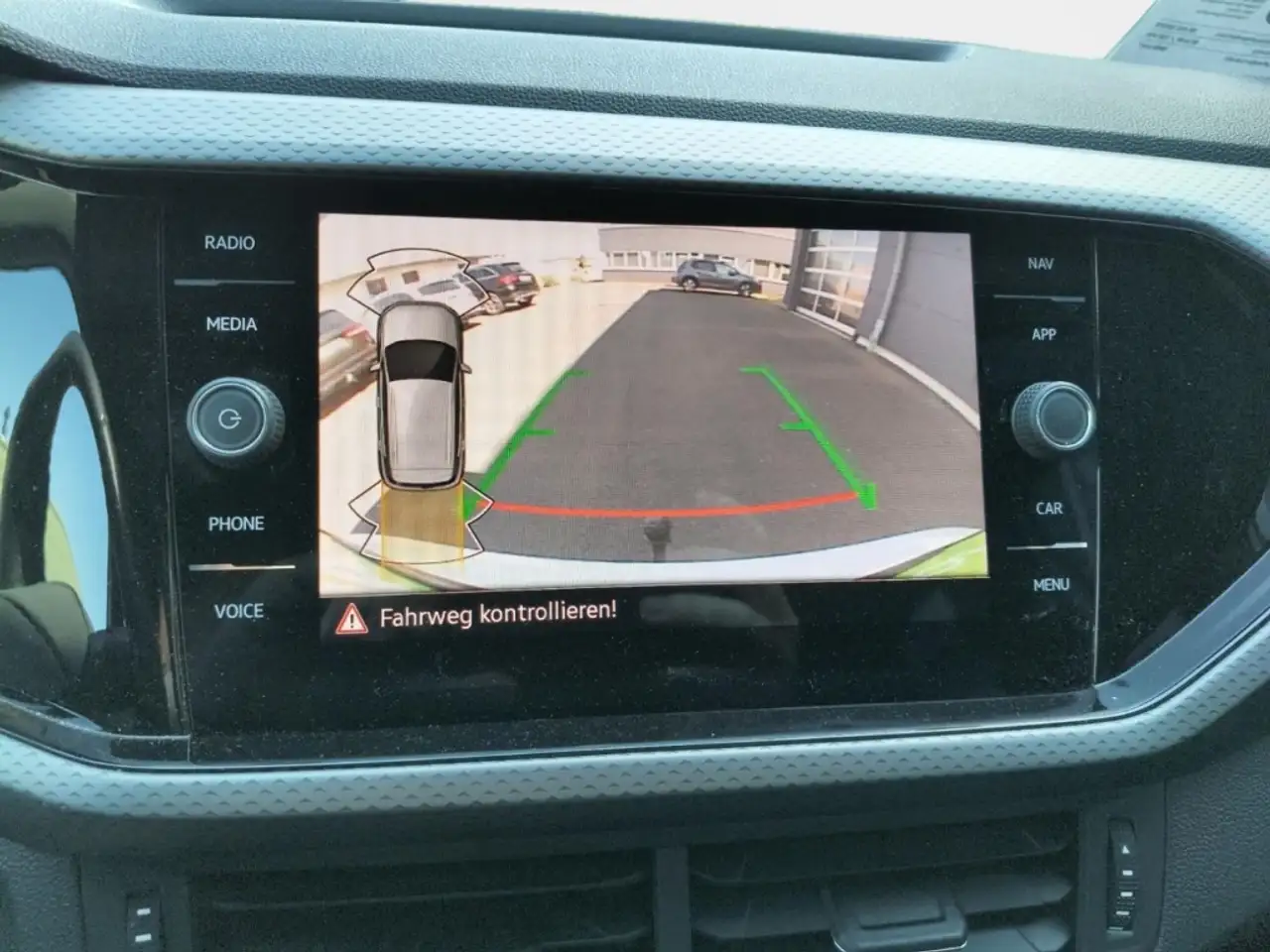 Volkswagen T-Cross 1.0TSI Active+LED+NAVI+AHK+KAMERA+TEMPO, миниатюра 27