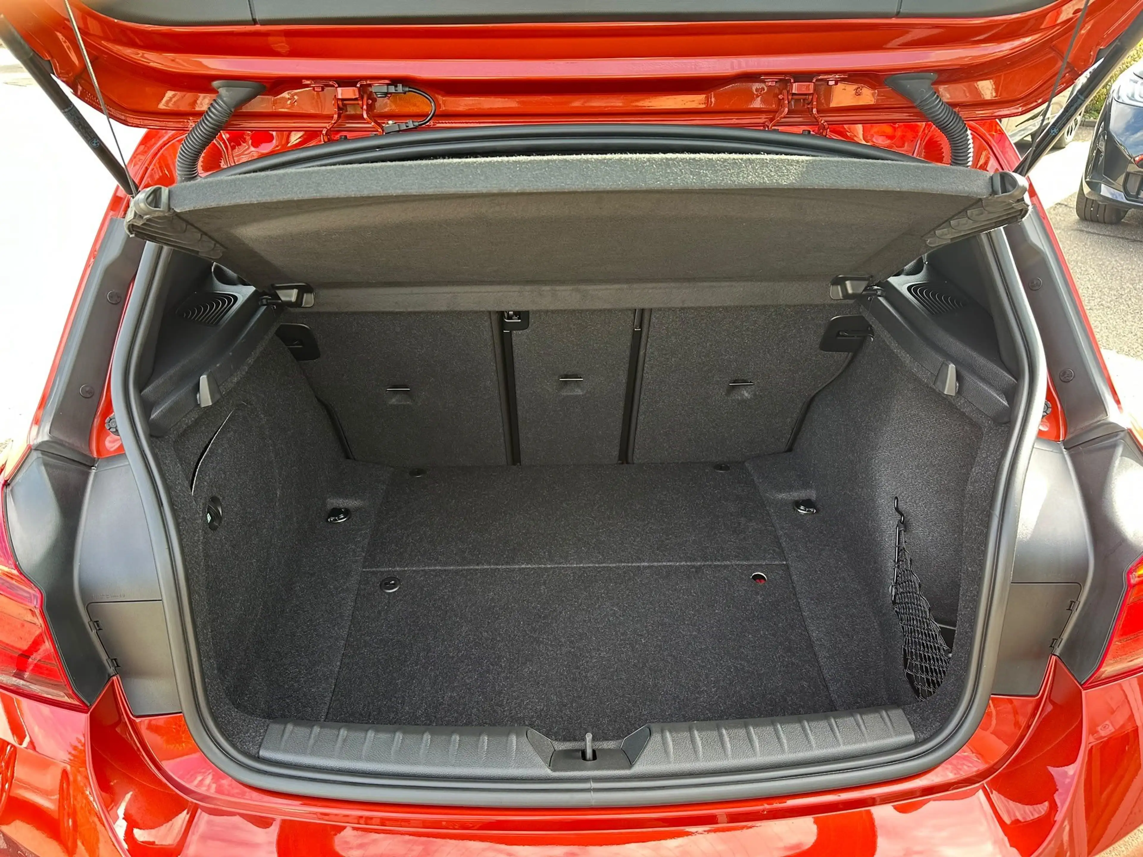 BMW 118 i Edition M Sport Shadow LED Tempo Navi — photo 14