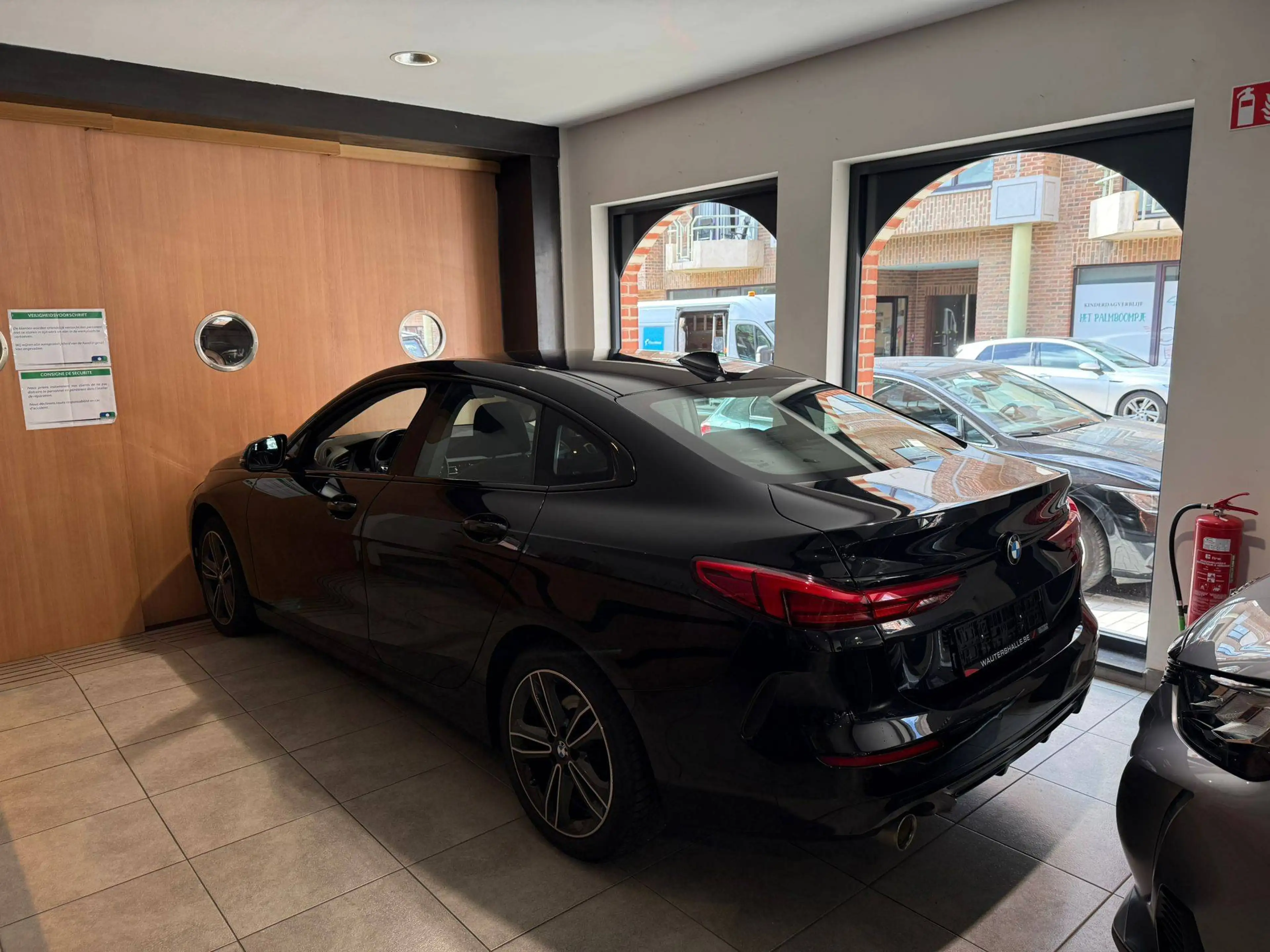 BMW 218 Gran Coupé 218iA OPF — photo 4