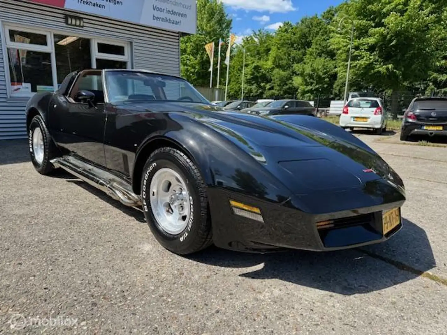Chevrolet Corvette USA 5.7 V8 Targa met Gereviseerde motor. Zwart - 1