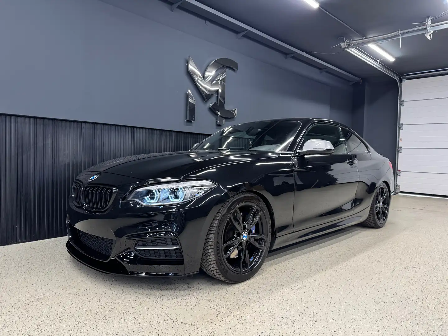 BMW 240 M240i`M-PERF.`AGA`KW-GEWIN.`LED`CARPLAY`ALCANTARA Schwarz - 2
