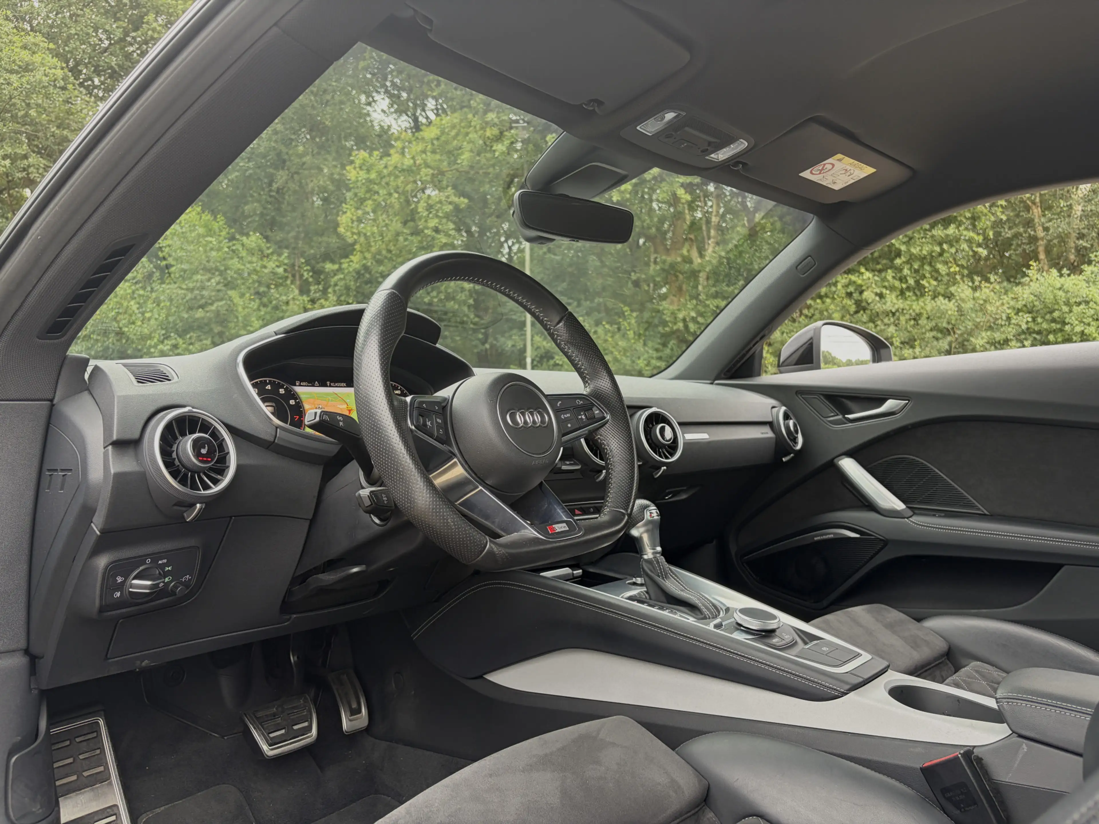 Audi TT 2.0 TFSI quattro Pro Line + — photo 12