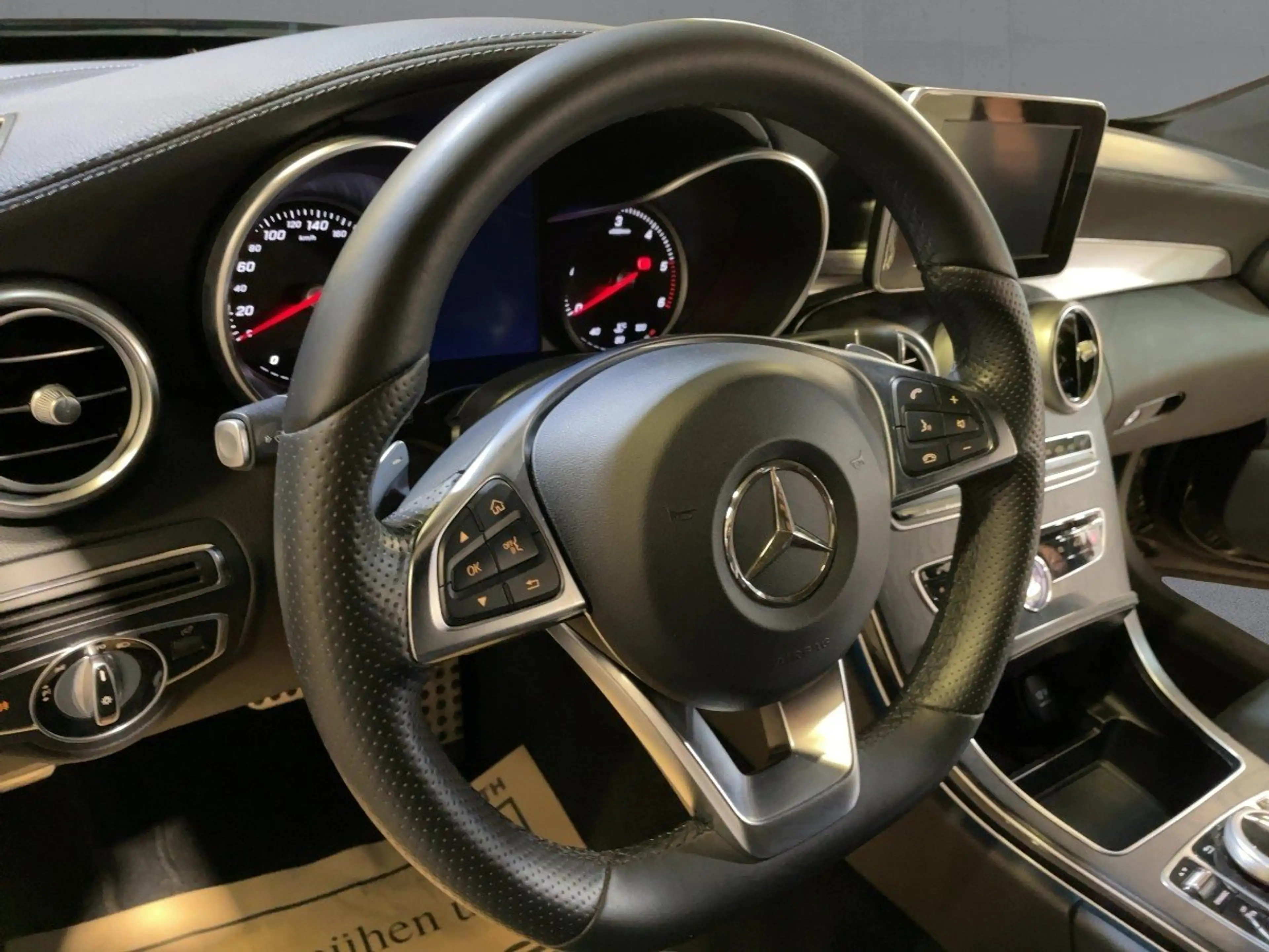 Mercedes-Benz C 250 d Coupé AMG Line SpurW PDC SHZ Ambi Sportp. — photo 10