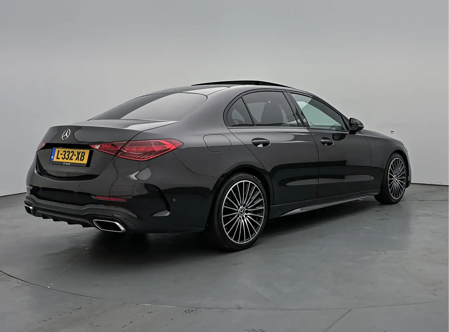 Mercedes-Benz C 200 Launch Edition AMG Line | Multispaaks lichtmetalen Gris - 2