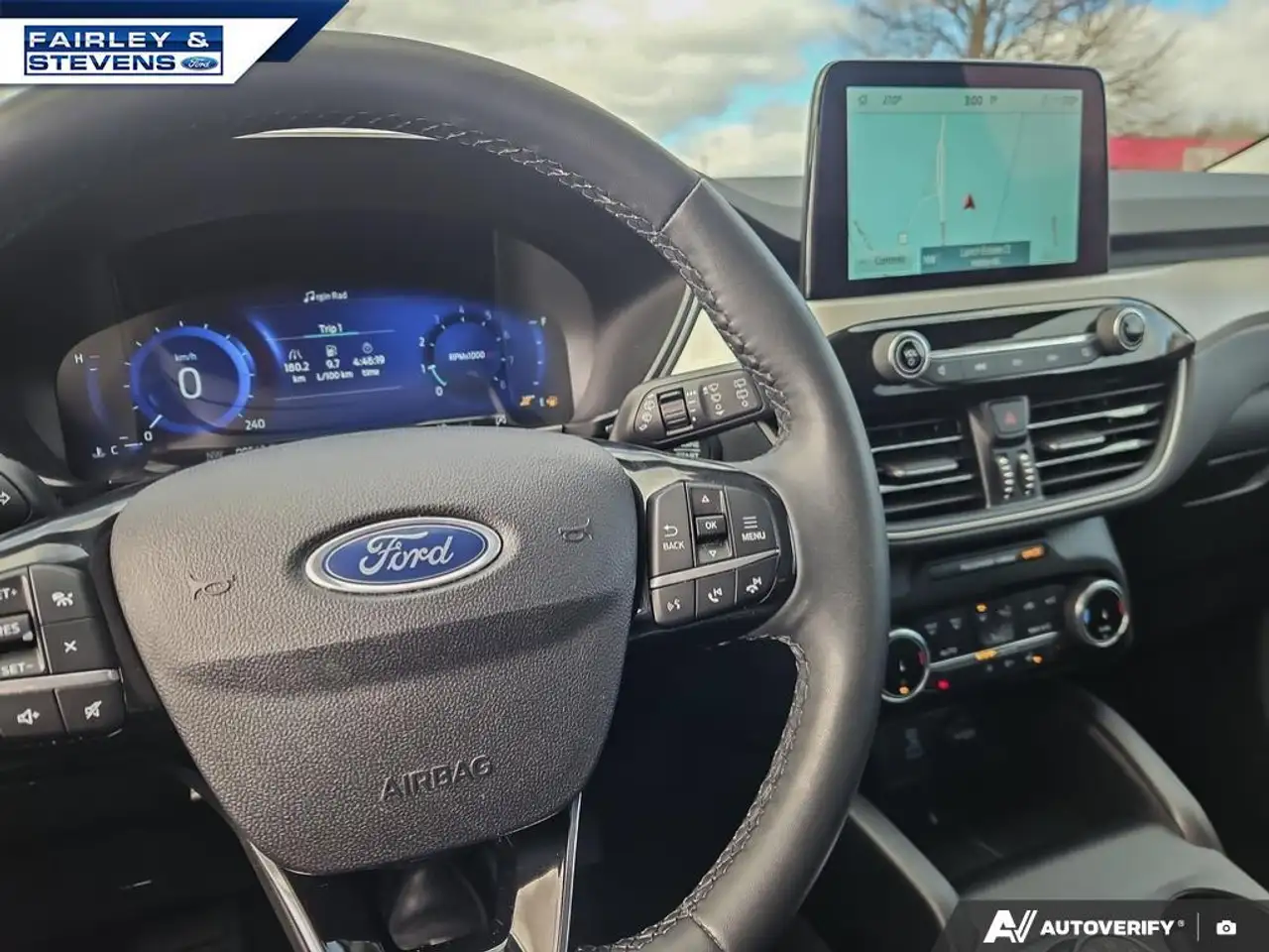 Ford Escape снимка Ford Escape