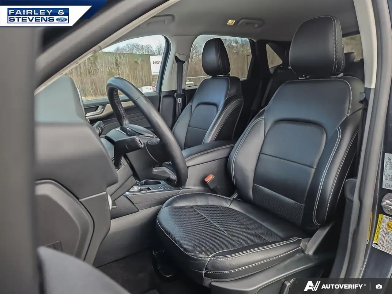 Ford Escape снимка Ford Escape