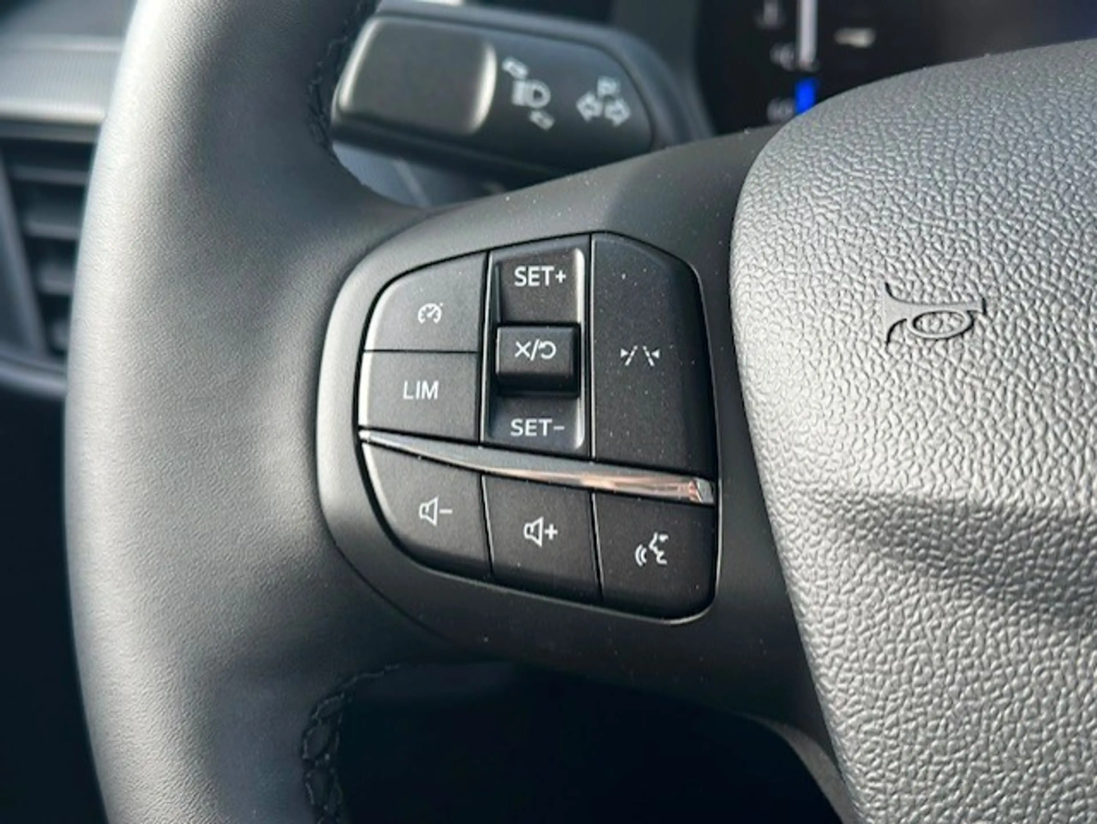 Ford Tourneo Courier cruise controle/parkeersensoren/airco/apple carplay — photo 15