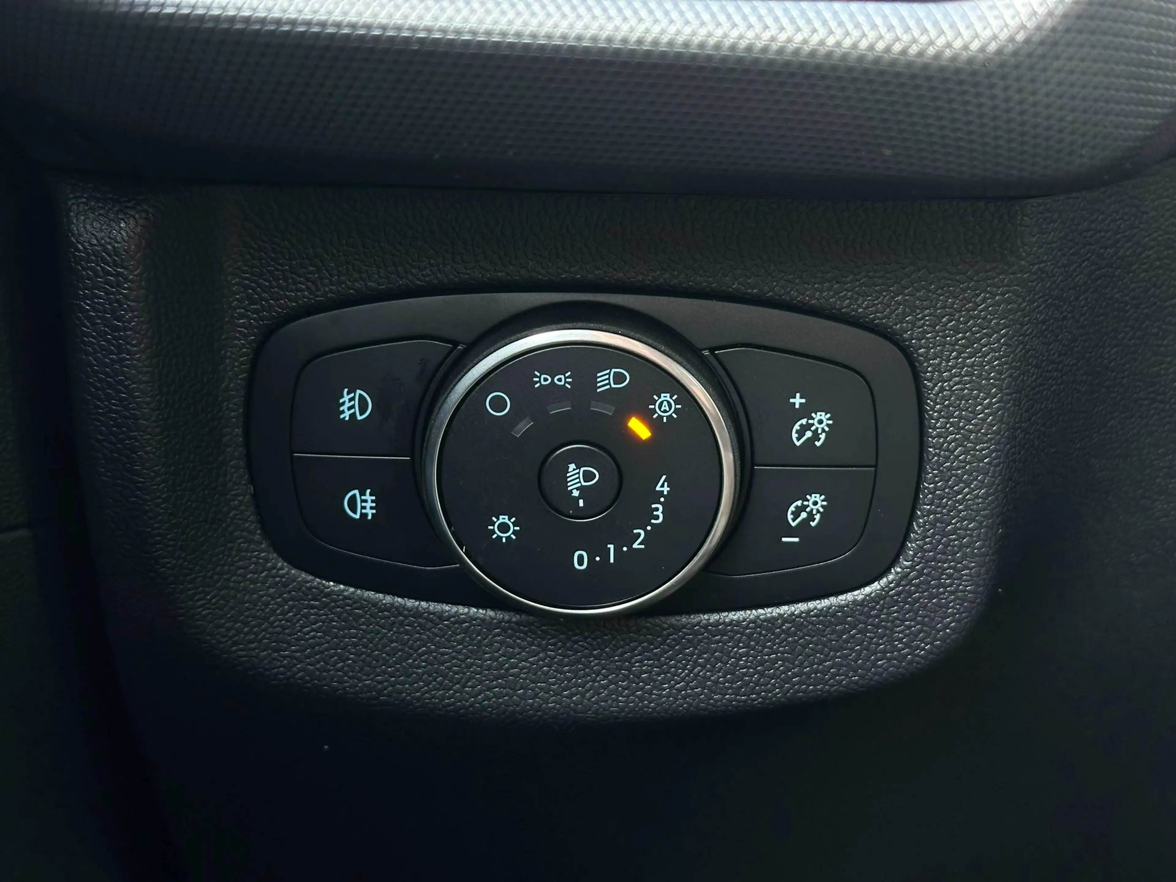 Ford Tourneo Courier cruise controle/parkeersensoren/airco/apple carplay — photo 7