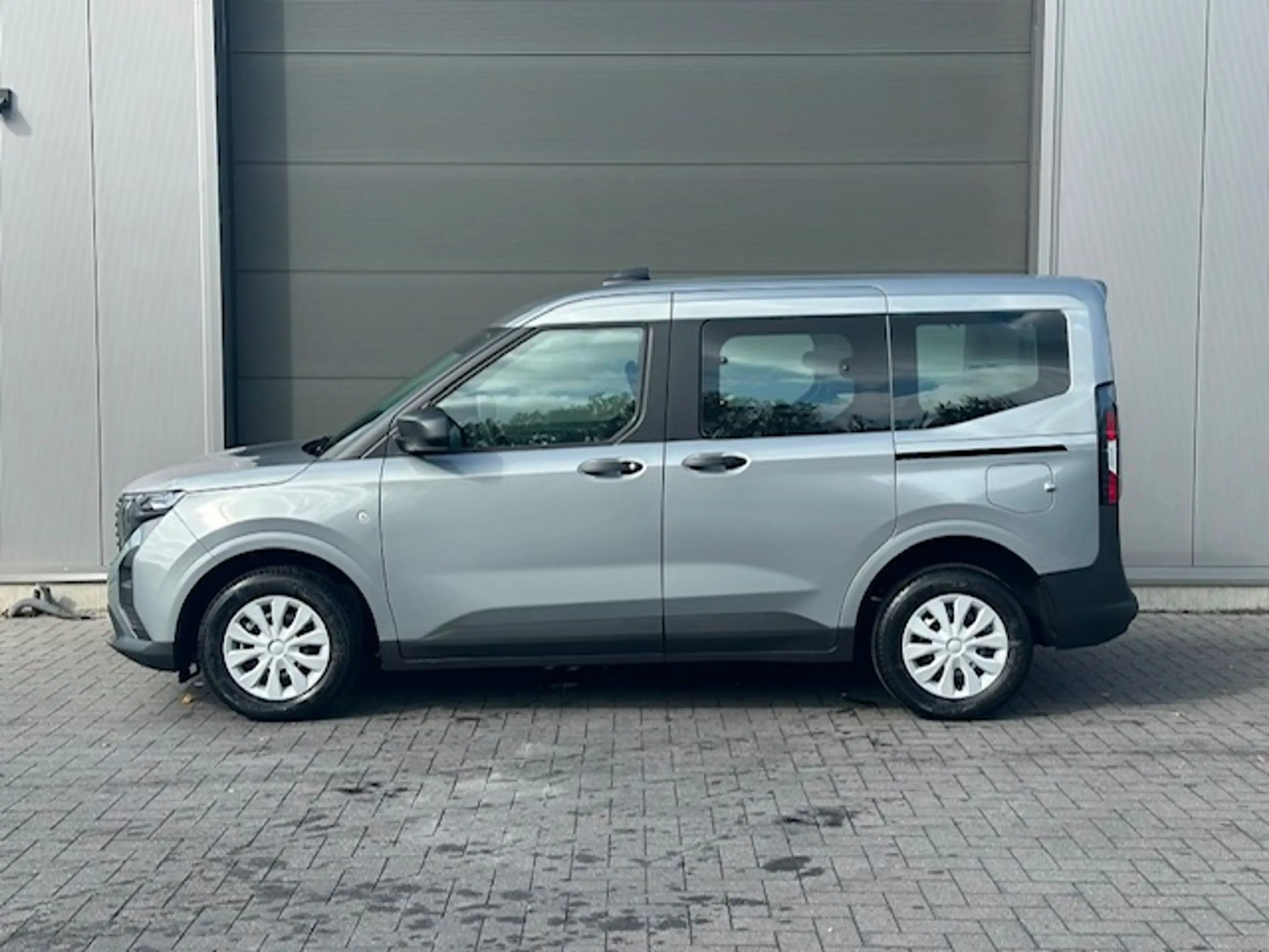 Ford Tourneo Courier cruise controle/parkeersensoren/airco/apple carplay — photo 2
