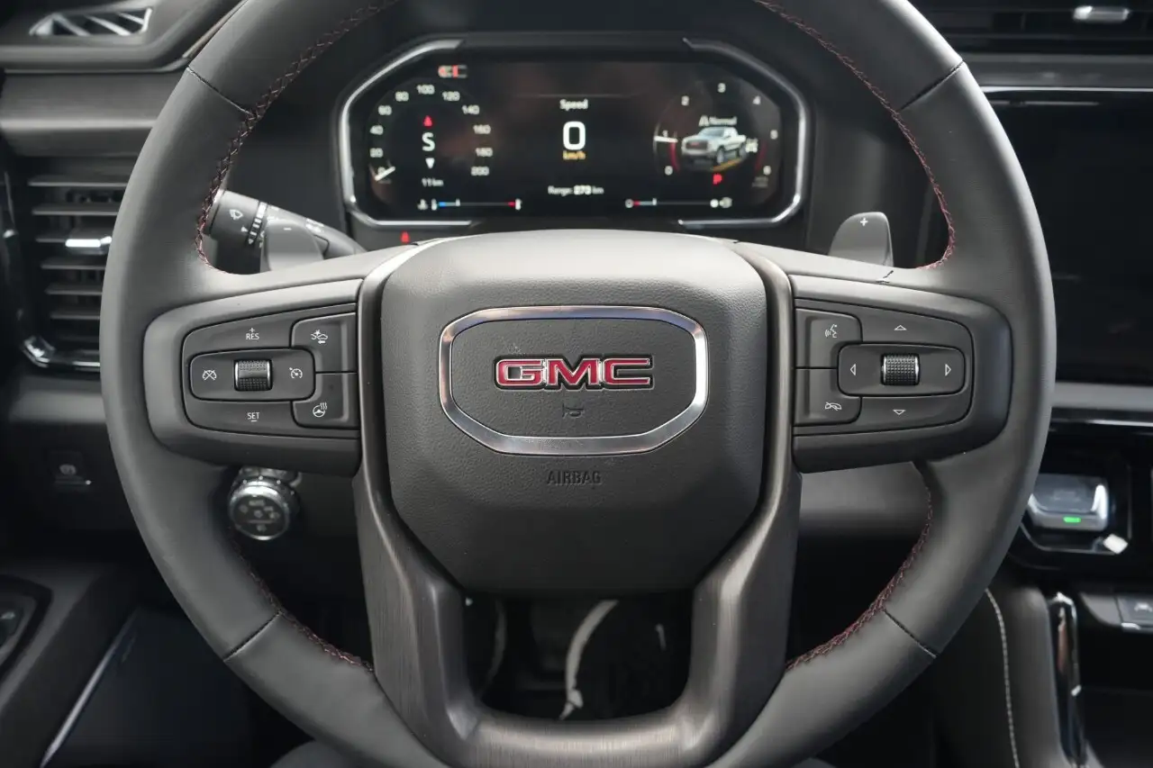 GMC Sierra 1500 снимка GMC Sierra 1500