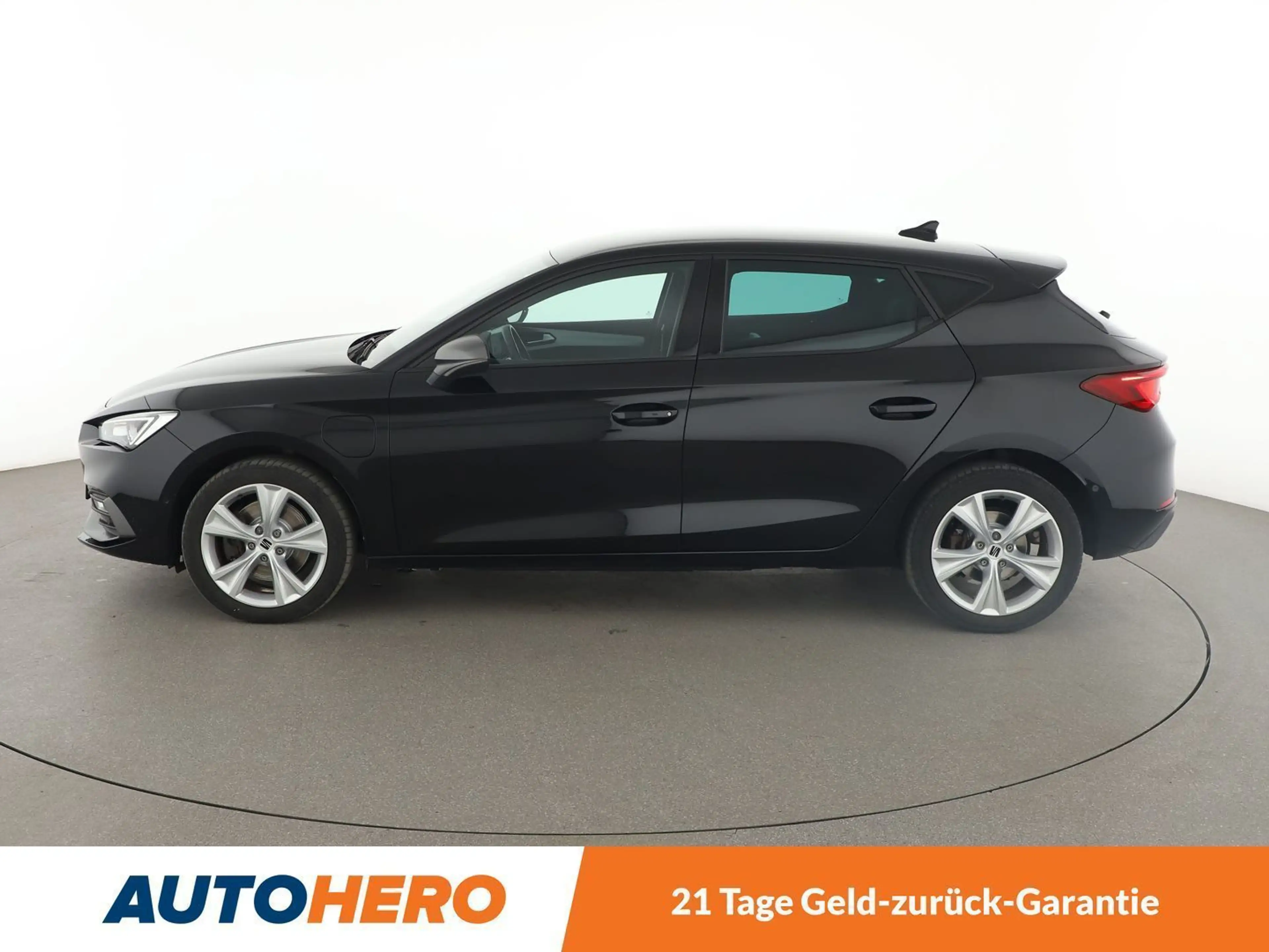 SEAT Leon e-Hybrid 1.4 TSI e-HYBRID FR Aut.*NAVI*LED*ACC*PLA* — photo 3