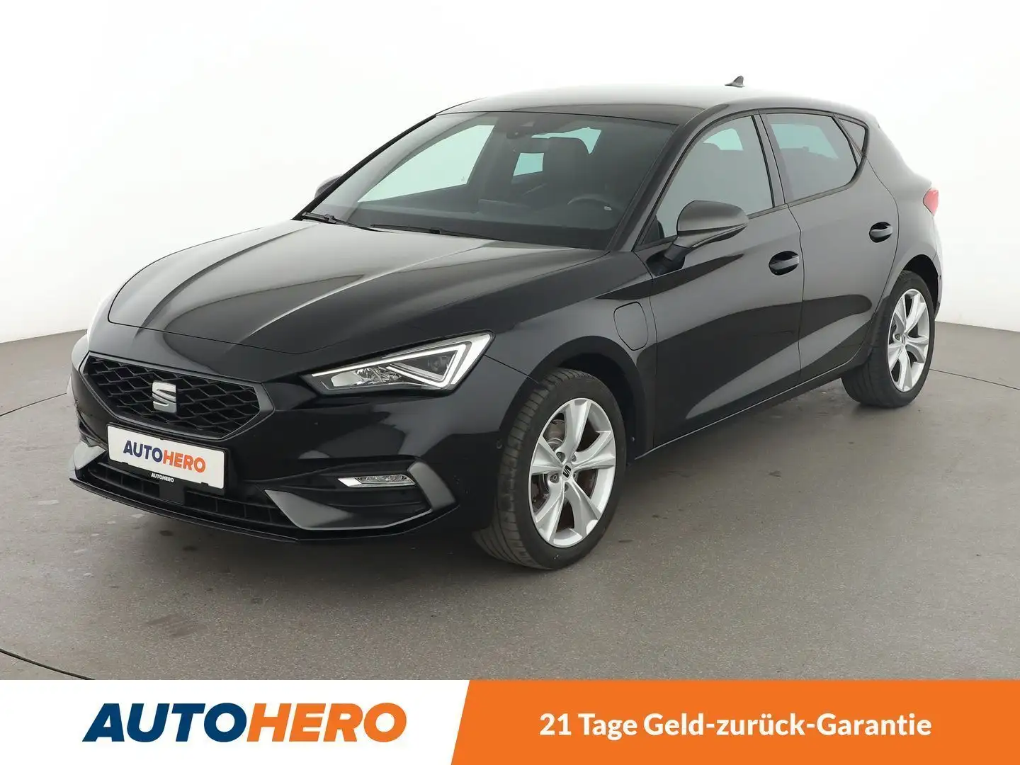 SEAT Leon e-Hybrid 1.4 TSI e-HYBRID FR Aut.*NAVI*LED*ACC*PLA* Schwarz - 1