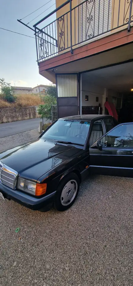 Mercedes-Benz 190 2.0 E 118cv, foto 4